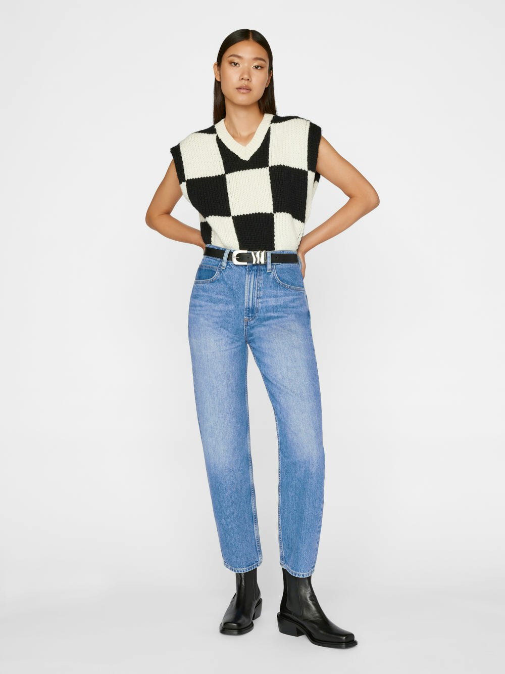 vest full body view alt:hover